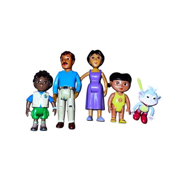 Vintage Dora the Explorer dollhouse family,  Dora, Mami , Papi, brother, Boots. - Picture 1 of 6